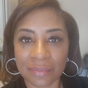 Meet your Posher, Beverly